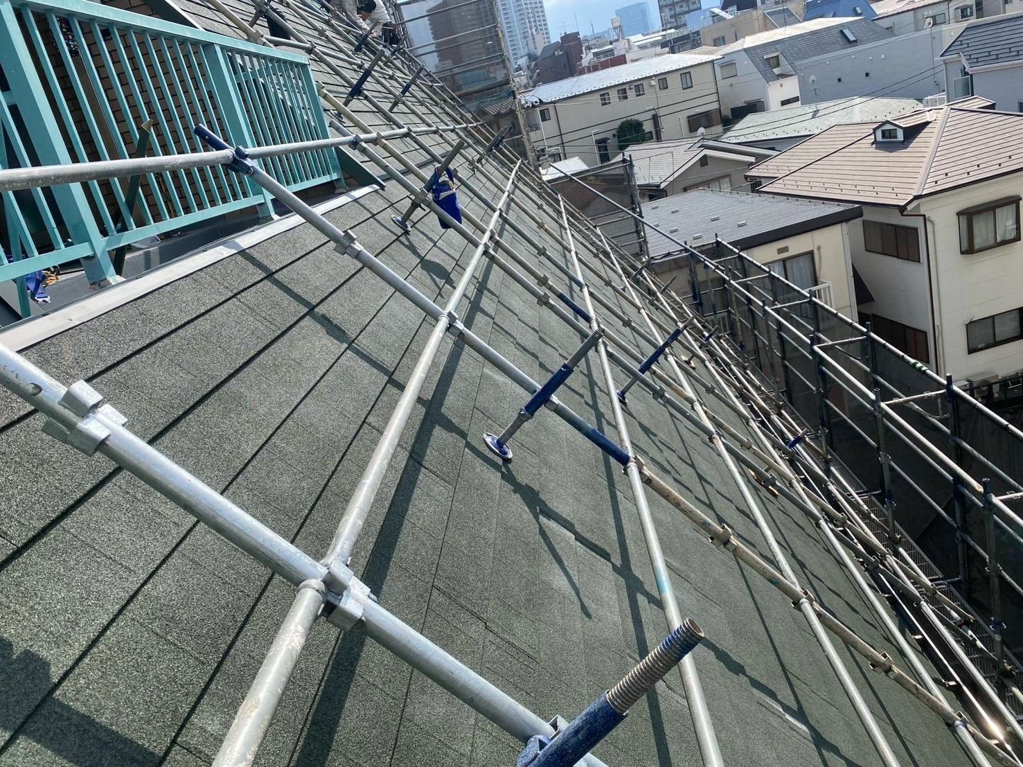 ガルバリウム鋼板の屋根工事